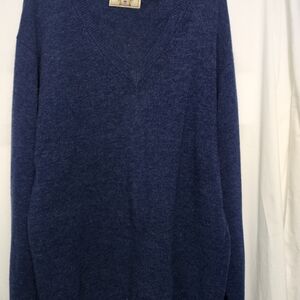 Men's Blue Sweater